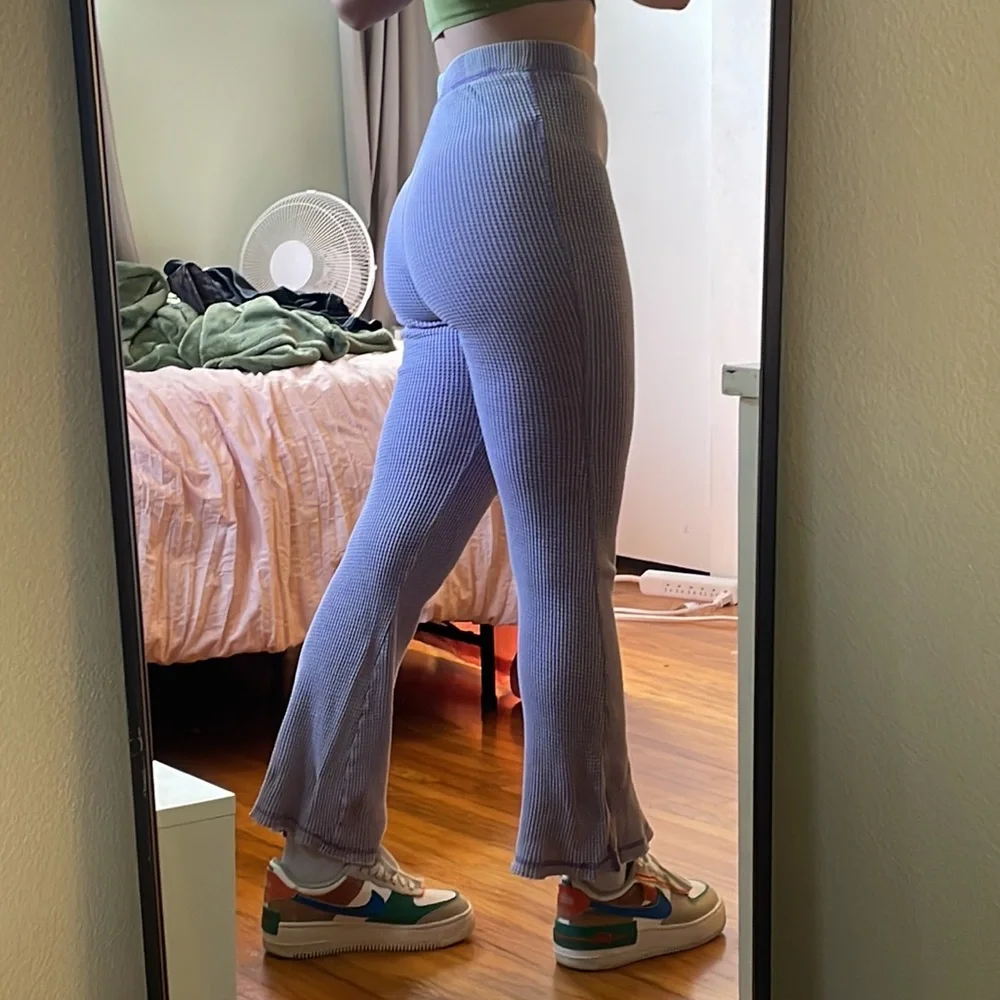 Flared leggings - Picture 2 of 5